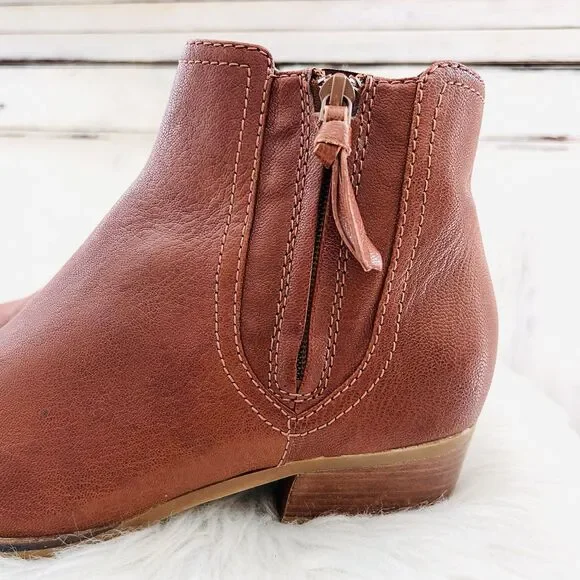 Cole Haan Hadlyn Brown Vegan Leather Side Zip Low Heel Pointed Toe Booties Sz 9 - Picture 3 of 8